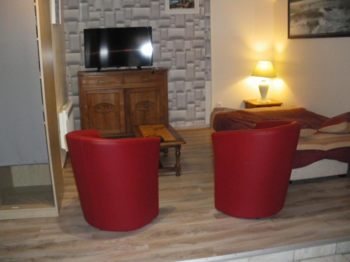 Les Coquillettes Bed and Breakfast Équemauville Exteriör bild