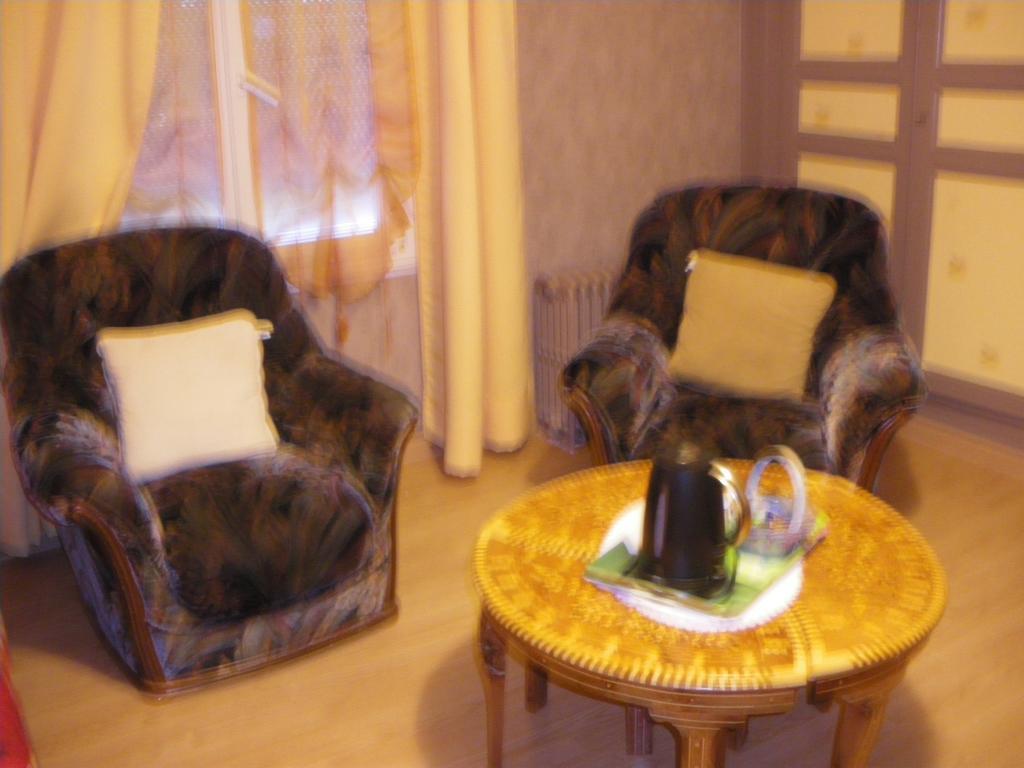Les Coquillettes Bed and Breakfast Équemauville Exteriör bild