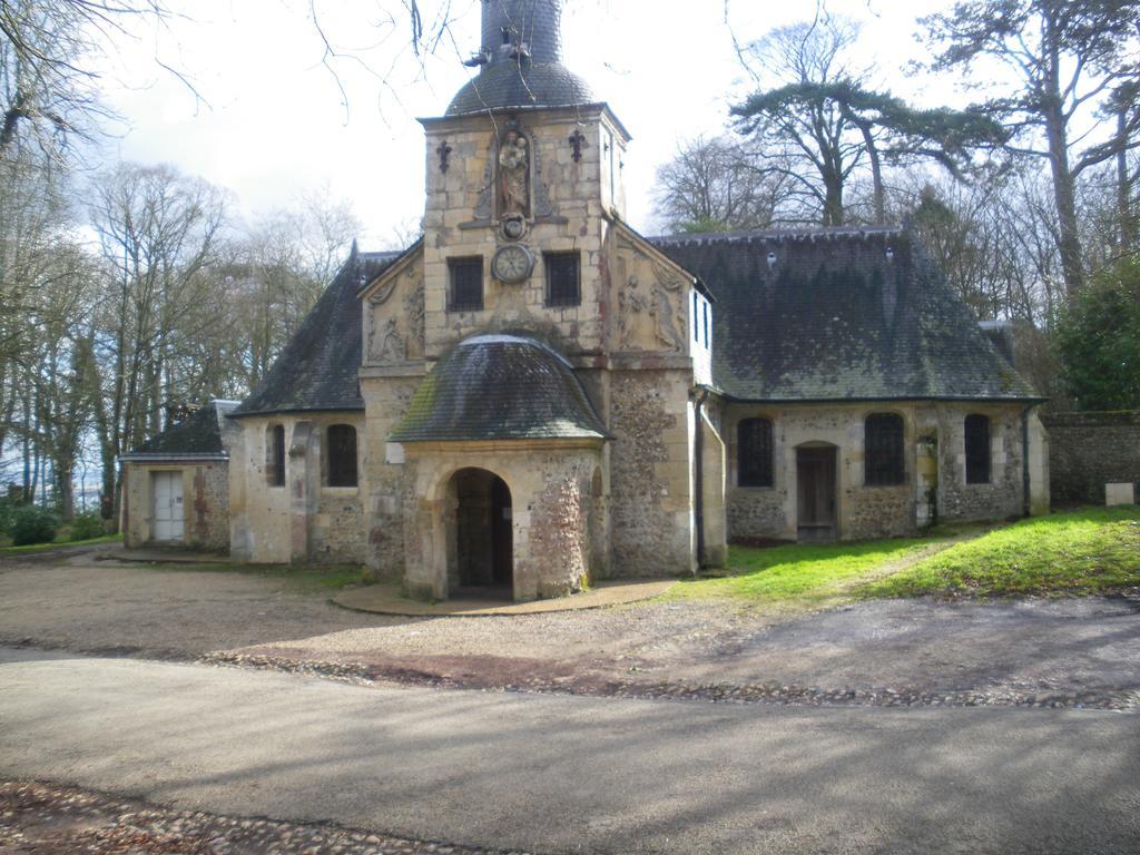 Les Coquillettes Bed and Breakfast Équemauville Exteriör bild