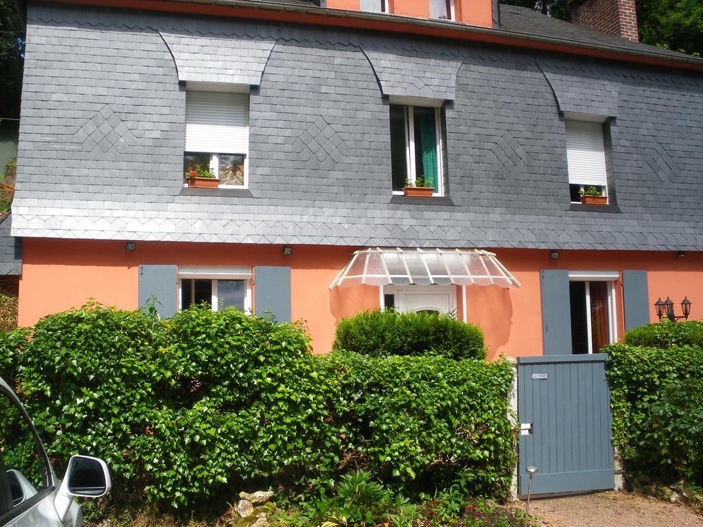 Les Coquillettes Bed and Breakfast Équemauville Exteriör bild