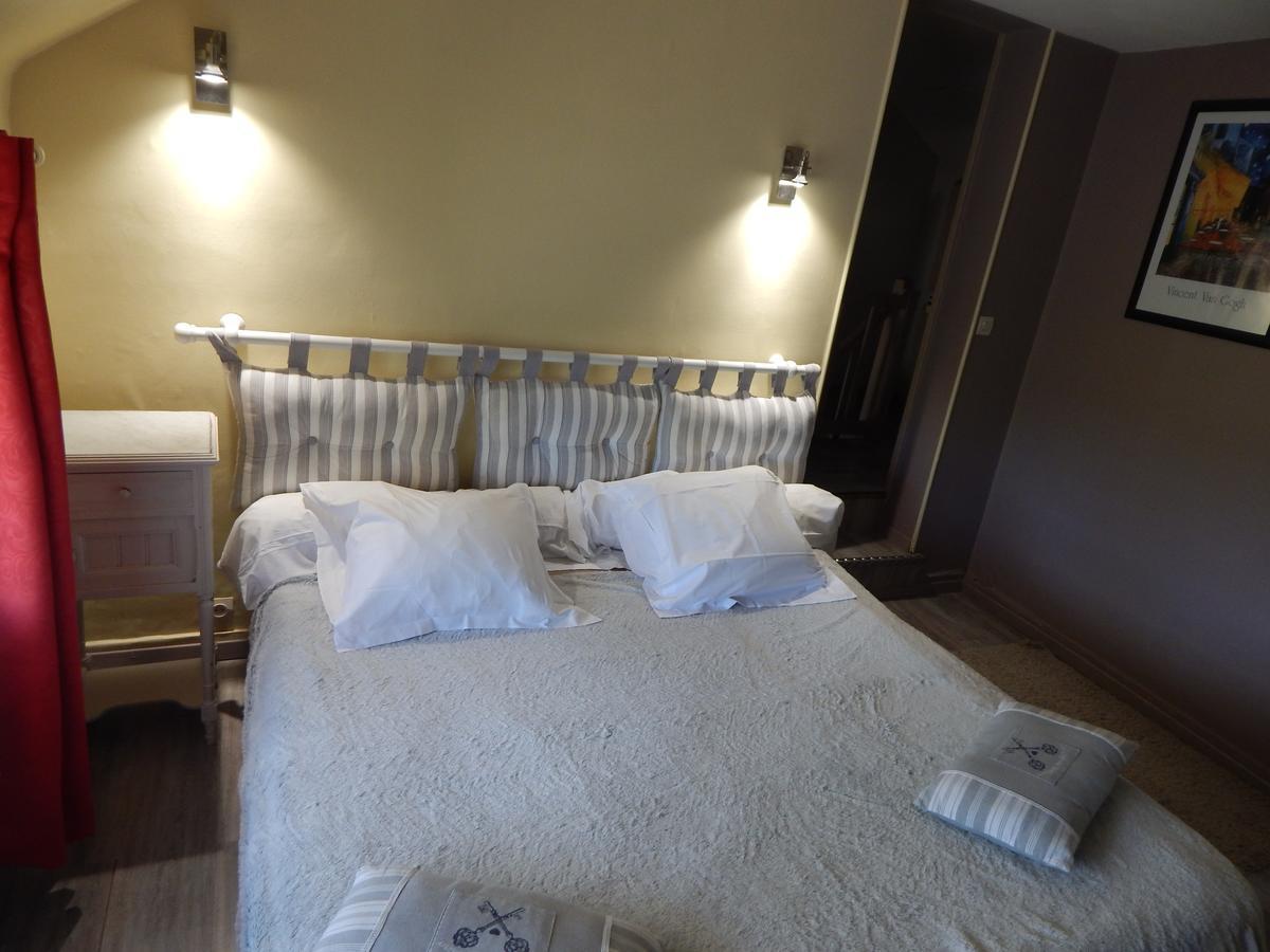 Les Coquillettes Bed and Breakfast Équemauville Exteriör bild